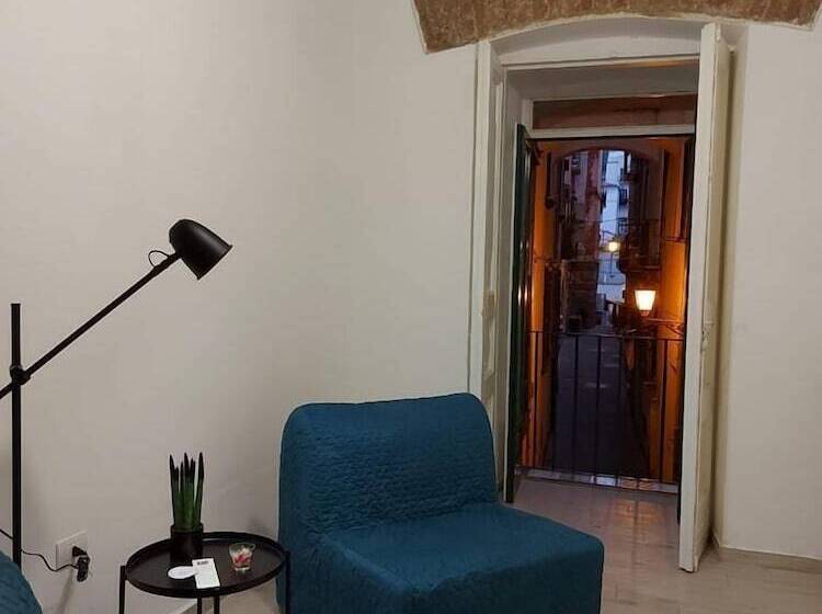 سوئیت کلاسیک, Le Ginestre In Centro