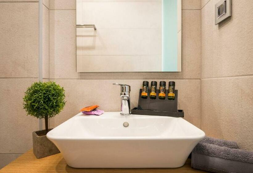 Номер Стандарт, Central City