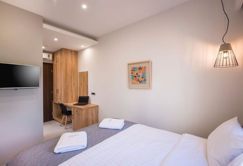 Номер Стандарт, Central City