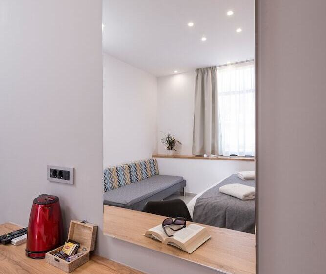 Номер Стандарт, Central City