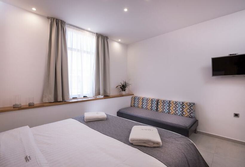 Номер Стандарт, Central City