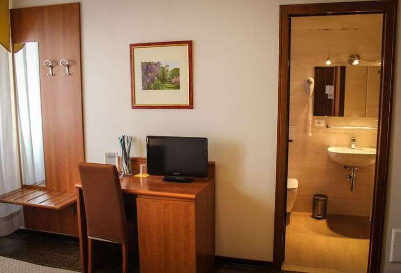 חדר סופריור, Centrale