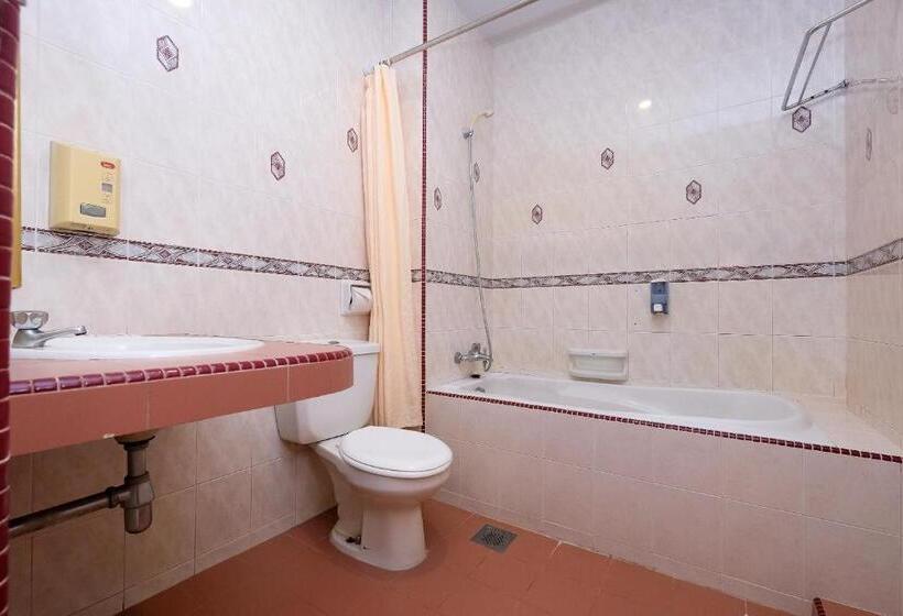Family Suite, Green Park