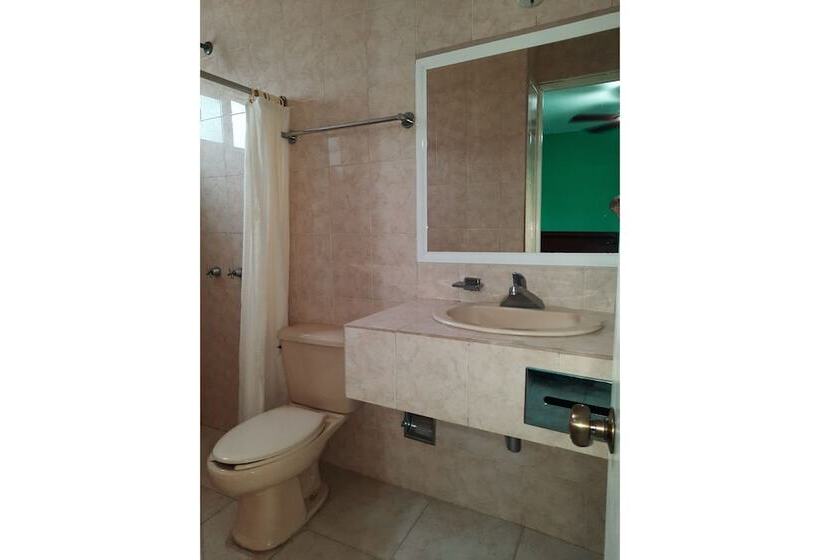 스탠다드 룸, Real Del Mar