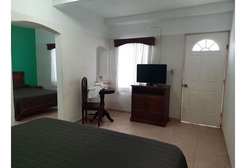 수피리어 룸, Real Del Mar