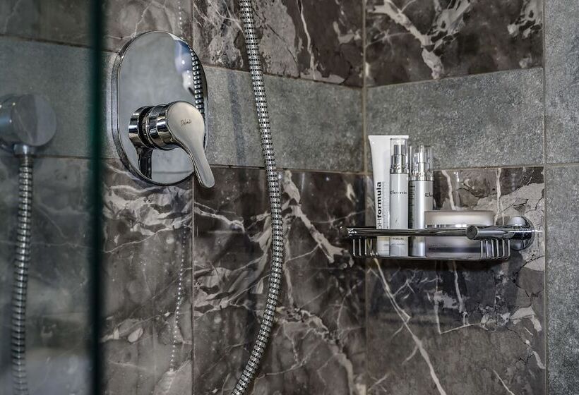 غرفة إقتصادية, Mosaic