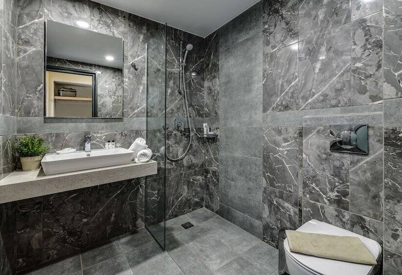 غرفة إقتصادية, Mosaic