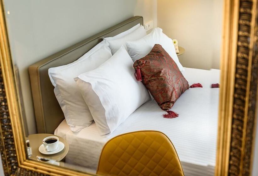 غرفة إقتصادية, Mosaic