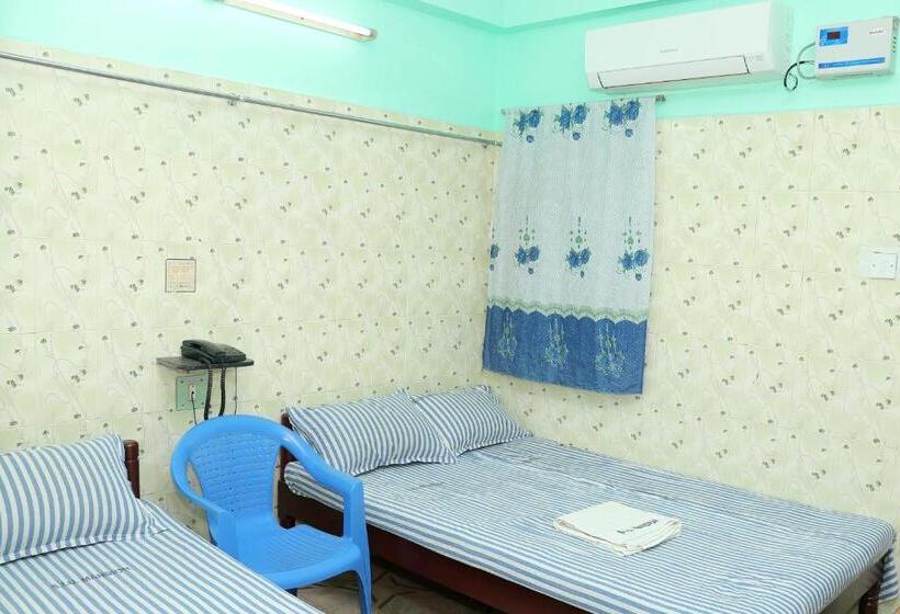 Deluxe Rum, Siu Mansion