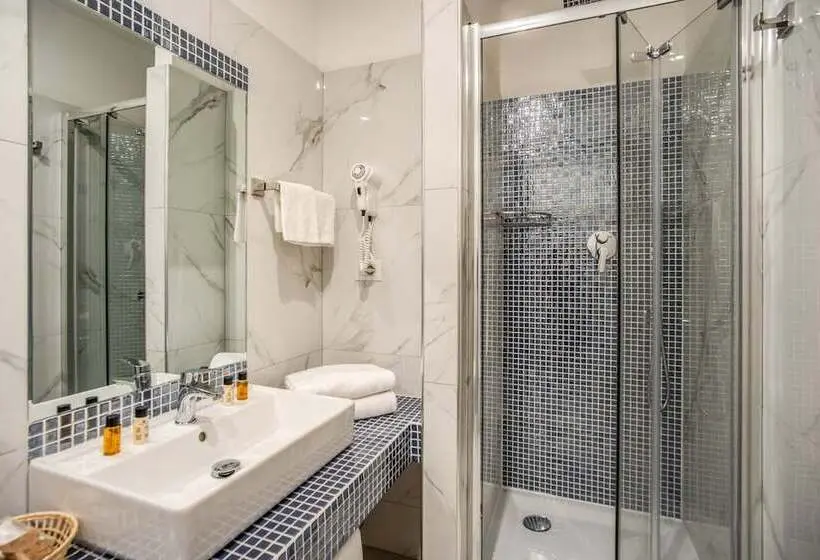 سوییت جونیور, Piazza Di Spagna Comfort Rooms