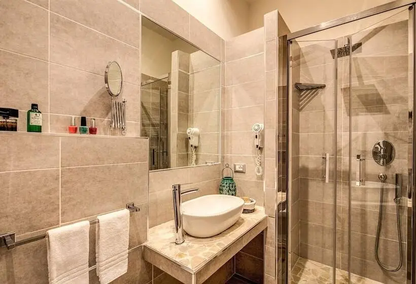 سوییت جونیور, Piazza Di Spagna Comfort Rooms