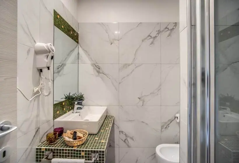 سوییت اجرایی, Piazza Di Spagna Comfort Rooms