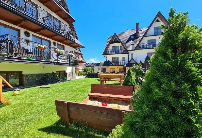 اتاق استاندارد چهار تخته, Willa Wrzos