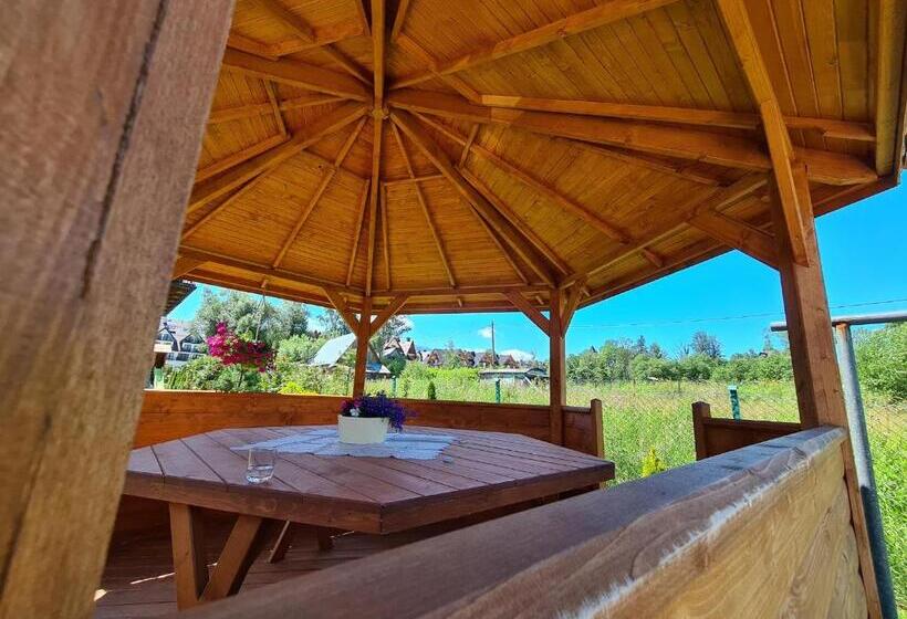 اتاق استاندارد چهار تخته, Willa Wrzos