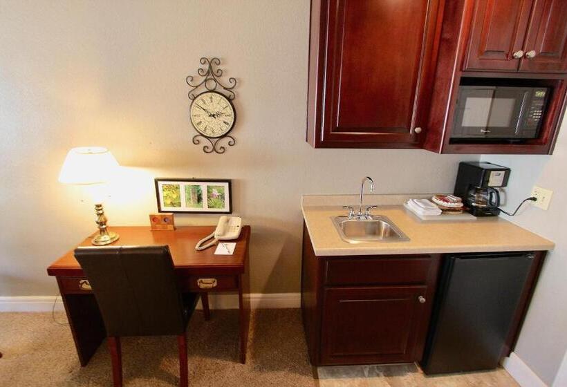 غرفة قياسية سرير كينج, Baileys Harbor Yacht Club Resort