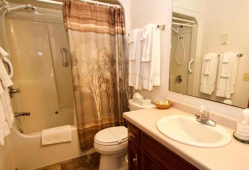 غرفة قياسية سرير كينج, Baileys Harbor Yacht Club Resort