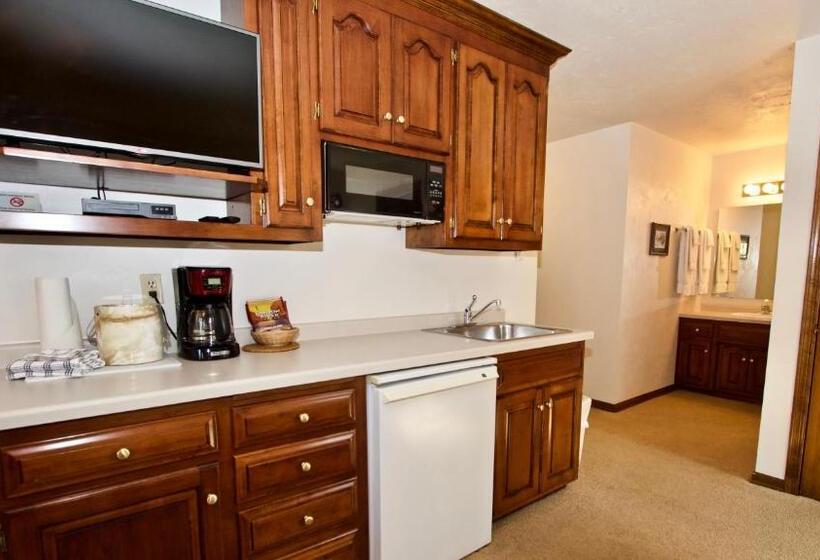 غرفة قياسية سرير كينج, Baileys Harbor Yacht Club Resort