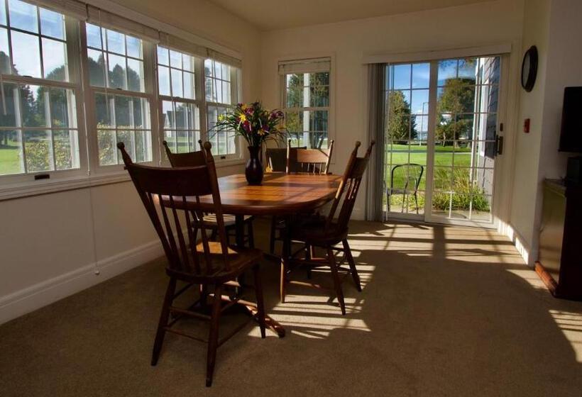 غرفة ديلوكس, Baileys Harbor Yacht Club Resort