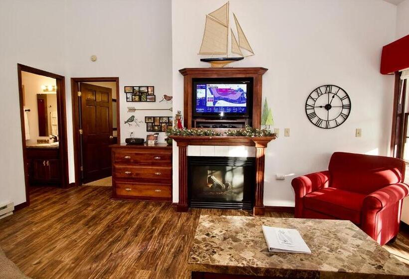 Люкс 2 Спальни, Baileys Harbor Yacht Club Resort