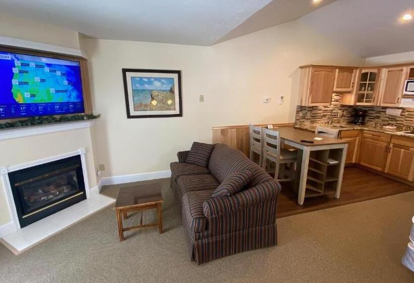 غرفة سوبيريور سرير كينج, Baileys Harbor Yacht Club Resort