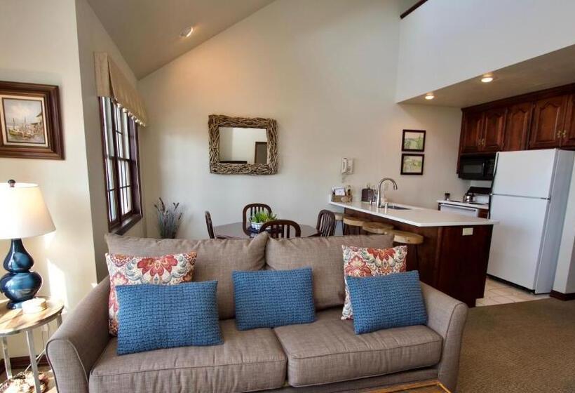 Люкс 2 Спальни, Baileys Harbor Yacht Club Resort