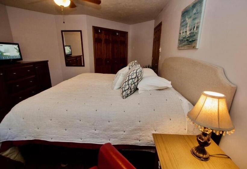 جناح سرير كينج, Baileys Harbor Yacht Club Resort