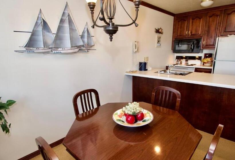 جناح سرير كينج, Baileys Harbor Yacht Club Resort