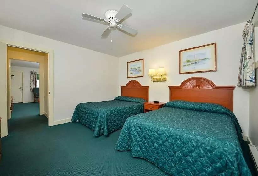 Perhehuone, Bar Harbor Motel