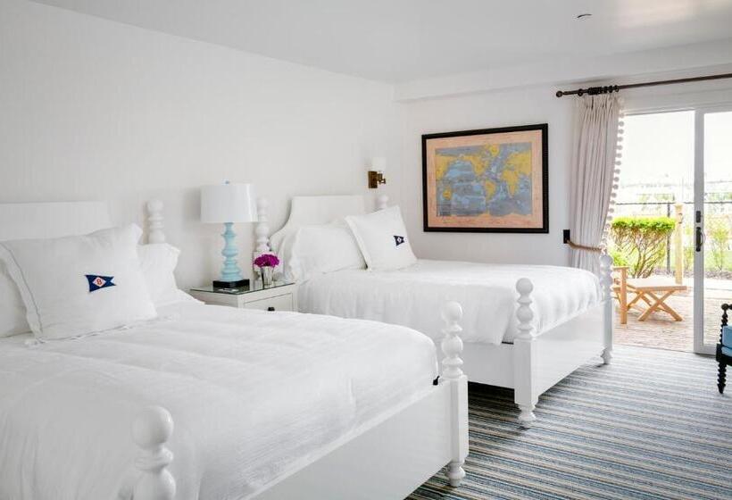 带特大床的标准间, Baron S Cove