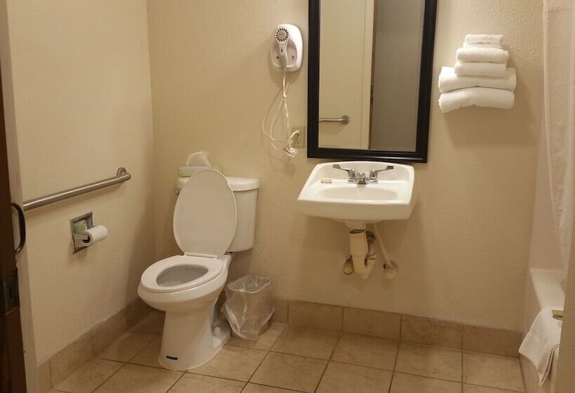 חדר סטנדרט מותאם לאדם עם מוגבלויות, Baymont By Wyndham Tuscola