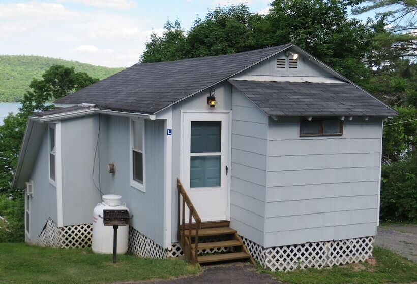 2间卧室的房子, Bayside Inn & Marina