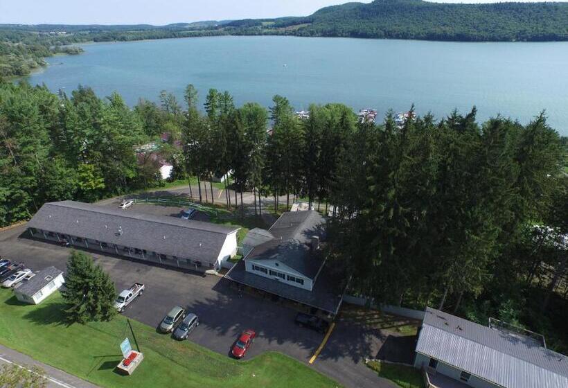 标准间带阳台, Bayside Inn & Marina