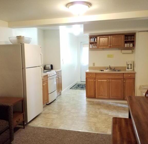 2间卧室的房子, Bayside Inn & Marina