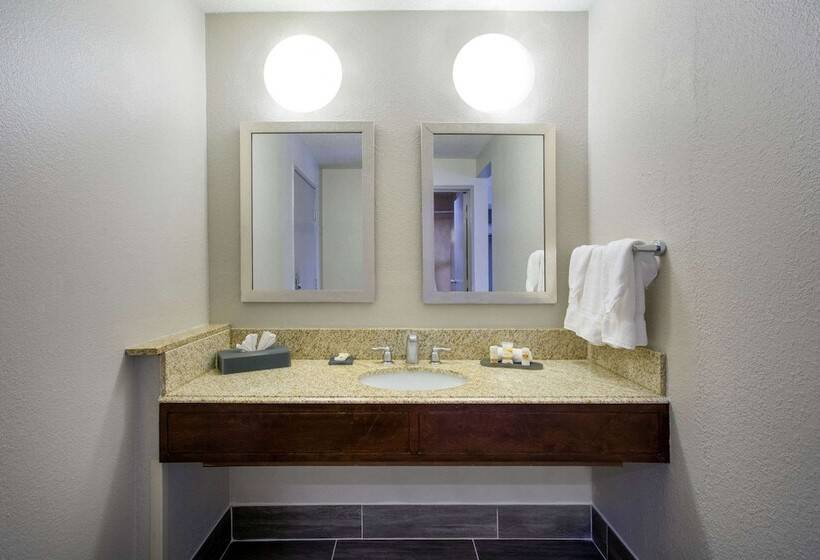 סוויטה דלוקס, La Quinta Inn By Wyndham Roanoke Salem