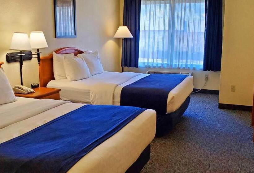 Номер Стандарт, Magnuson Grand Pikes Peak