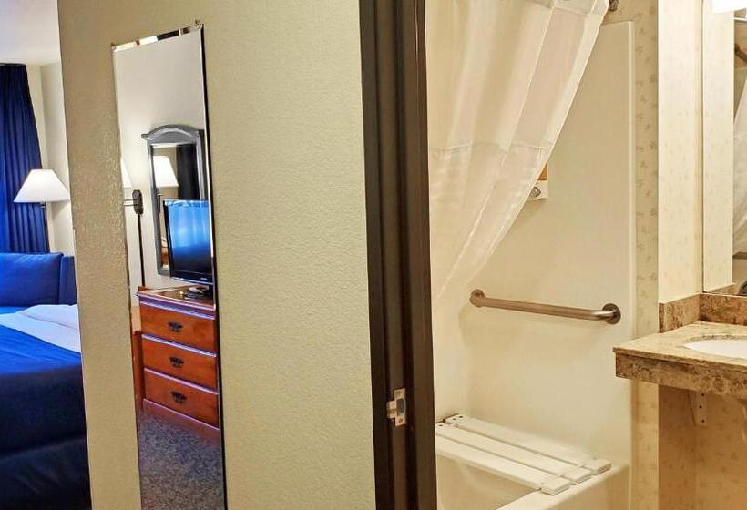 Номер Стандарт Кровать Кинг Адаптированный для Инвалидов, Magnuson Grand Pikes Peak