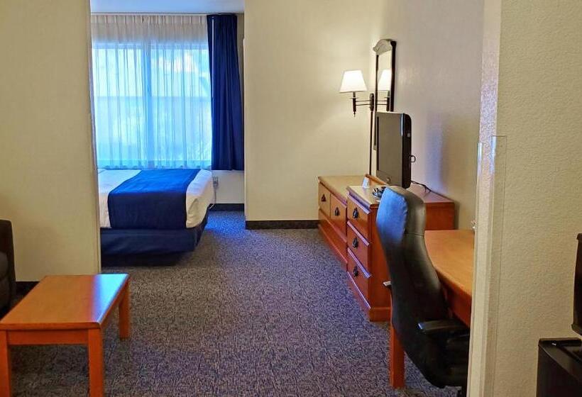 Люкс Вид на Горы, Magnuson Grand Pikes Peak