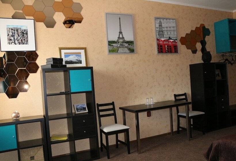سوییت جونیور, Gostiny Dvor Hotel   Hostel