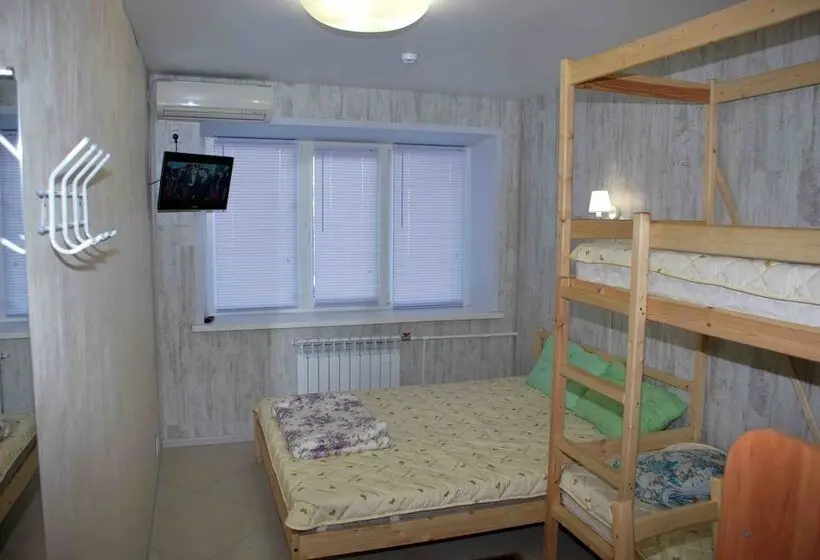ファミリールーム, Hostel Na Gurtyeva