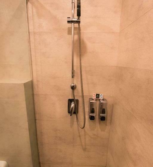 Camera Deluxe, Le Roi Digha