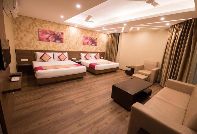 Camera Familiare, Le Roi Digha