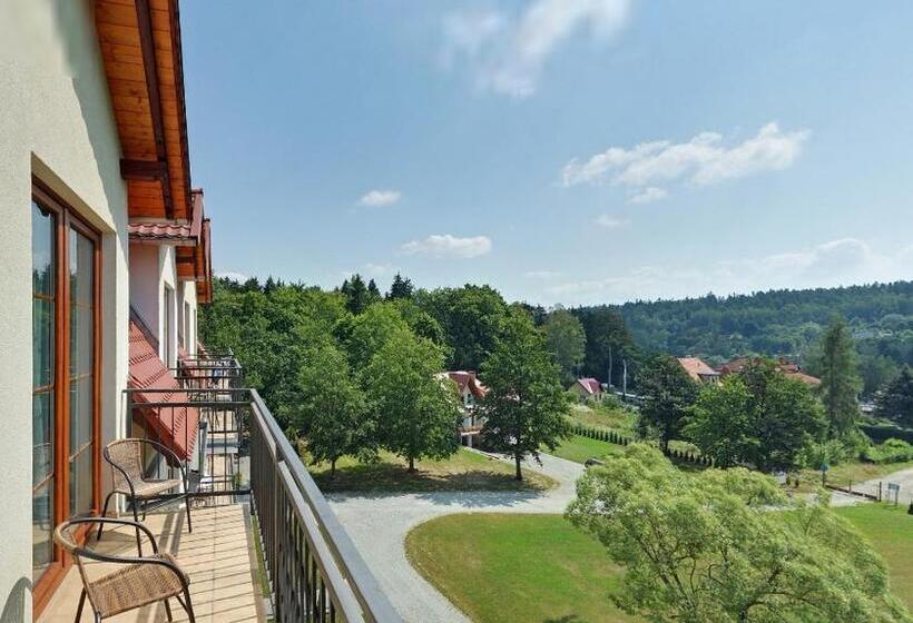 スタンダードトリプルルーム, Nowy Zdrój Centrum Zdrowia I Wypoczynku