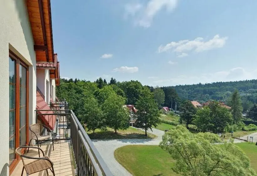 اتاق استاندارد سه نفره, Nowy Zdrój   Centrum Zdrowia I Wypoczynku
