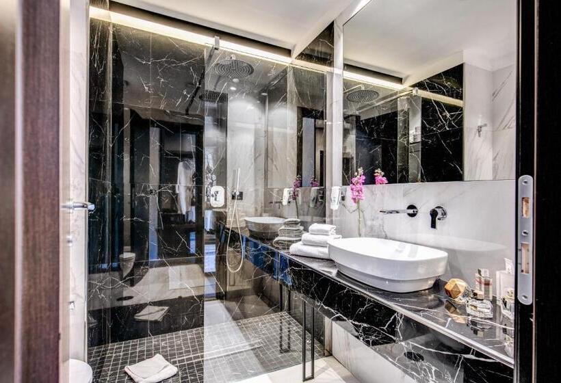 חדר דלוקס לשלושה, Piccola Navona Roof Garden