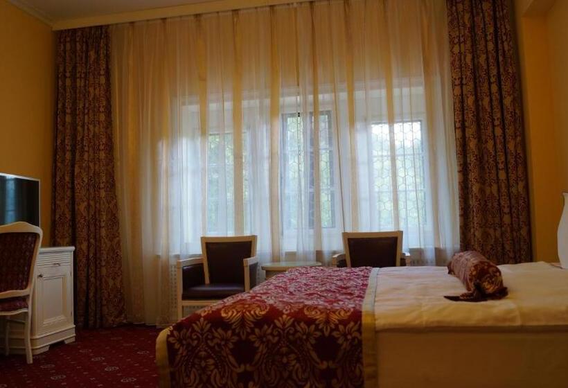 Люкс Повышенной Комфортности, Vila Economat