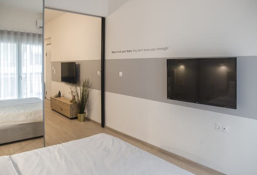 デラックススタジオ, Olympus Residence