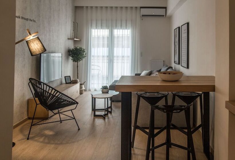 バルコニー付き１ベッドルームアパートメント, Olympus Residence