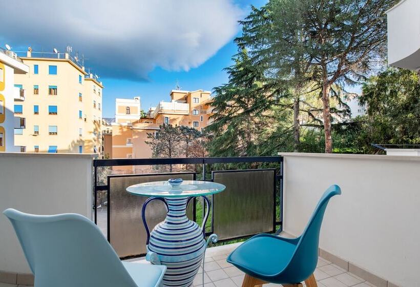 Номер Deluxe с Балконом, Aquae Romanae Piazza Lauro