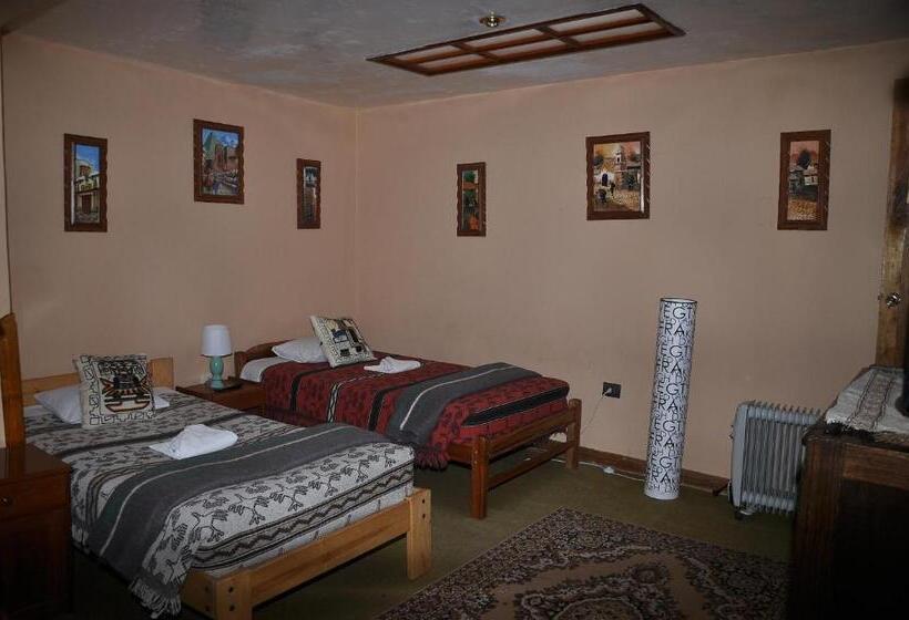 Номер Стандарт Трехместный, Hostal Goya Andina