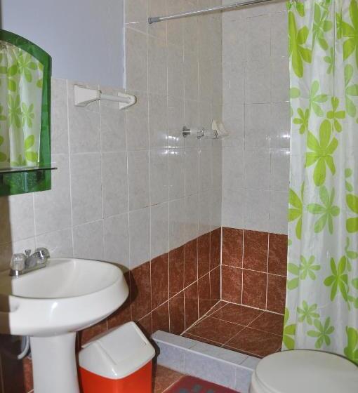 Номер Стандарт Трехместный, Hostal Goya Andina